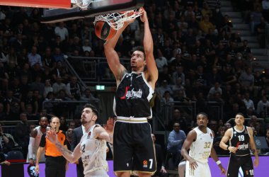 Euroleague basketbol şampiyonası maçında Ismael Bako (Segafredo Virtus Bologna) Segafredo Virtus Bologna - Ldlc Asvel Villeurbanne - Bologna, 4 Kasım 2022, Paladozza Spor Sarayı - Fotoğraf: Michele Nucci / LiveMedi
