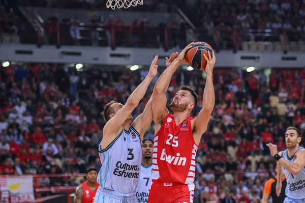 Olympiacos Pire Den Oyuncu Euroleague Valencia Basket Numaralı Klemen Prepelic — Stok fotoğraf