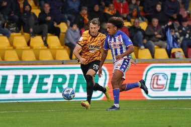 İtalyan Serie B maçında Antonino La Gumina (Benevento Calcio) ve Mehdi Dorval (SSC Bari) Benevento Calcio-SSC Bari maçı sırasında İtalya 'nın Benevento kentinde bulunan Ciro Vigorito Stadyumu' nda oynandı.