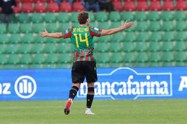 Francesco Di Tacchio (Ternana) İtalyan futbol takımı Serie B maçında Ternana Calcio ile SPAL arasında Terni, İtalya 'daki Libero Liberati Stadyumu' nda oynanan maçta, 5 Kasım 2022 - Fotoğraf: Luca Marchett