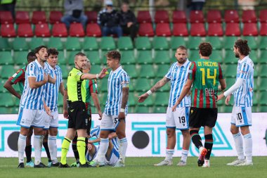 Biagio Meccariello (Spal) & # xA; Francesco Di Tacchio (Ternana) & # xA; şikayetleri & # xA; İtalyan futbol Serisi B maçında Ternana Calcio-SPAL maçında Terni, İtalya 'daki Libero Liberati stadyumunda, Kasım 05, 2022 - Fotoğraf: Luca Marchett