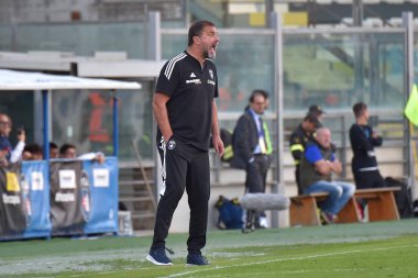 Pisa Luca D 'Angelo' nun İtalya futbol takımı Serie B maçındaki baş antrenörü AC Pisa, Cosenza Calcio 'ya karşı Pisa, İtalya' daki Arena Garibaldi 'de, 5 Kasım 2022 - Fotoğraf: Gabriele Masott