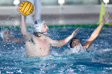 Francesco Faraglia (Distretti Ecologici Nuoto Roma) İtalyan Serisi A maçında Distretti Ecologici Nuoto Roma, Pallanuoto Trieste 'ye karşı Roma, İtalya' daki Polo Acquatico Frecciarossa, Kasım 05, 2022 - Fotoğraf: Luigi Marian