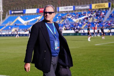 Carlo Neri, İtalyan futbol takımı Serie B maçında Ascoli Calcio 'nun başkanı Brescia Calcio' ya karşı Ascoli Calcio maçı sırasında İtalya 'nın Brescia kentindeki Mario Rigamonti Stadyumu' nda oynandı.