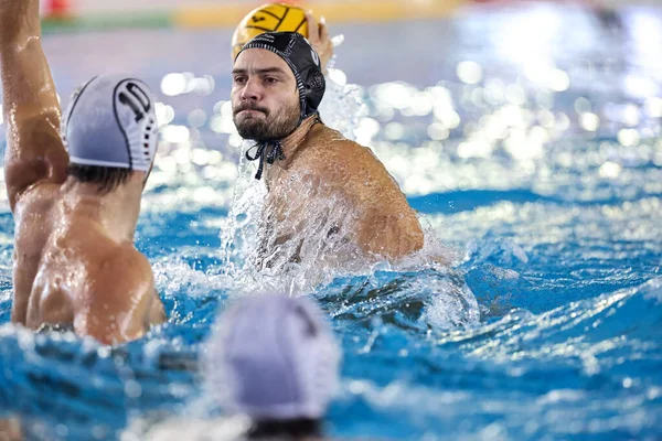 Waterpolo İtalyan Serisi A maçında Ray Petronio (Pallanuoto Trieste), İtalya 'nın başkenti Roma' da Polo Acquatico Frecciarossa 'da oynanan maçta Distretti Ekolojci Nuoto Roma - Fotoğraf: Luigi Marian