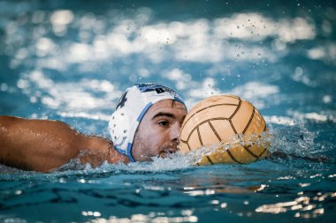 Susak (Anzio Waterpolis) Waterpolo İtalyan Serie A maçı sırasında Anzio Waterpolis ile Iren Genova Quinto arasında İtalya 'nın Anzio şehrindeki Stadio del Nuoto' da oynanan maçta, 5 Kasım 2022 - Fotoğraf: Bianca Simonett