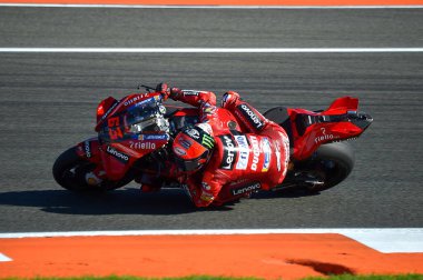Francesco Bagnaia takımı Ducati 2022 Dünya MotoGP Şampiyonası 2022 MitoGP İspanya Grand Prix - Gran Premio Motul de la Comunitat Valenciana - Valenciana Circuit Ricardo Tormo 'da yarış, İspanya, 06 Kasım 202