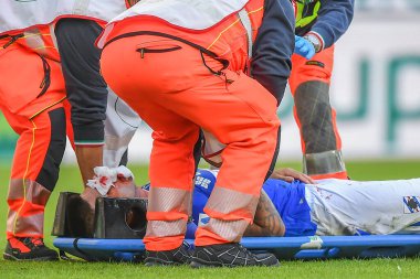 Bruno Amione (Sampdoria) İtalya 'nın Cenova kentinde bulunan Luigi Ferraris Stadyumu' nda oynanan UC Sampdoria maçında sakatlandı.