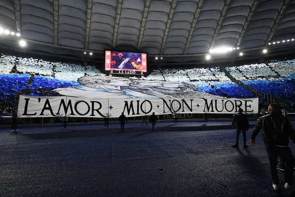 セリエA中のラツィオの支持者イタリアのローマで11月の6 2022でのAsローマとSsラツィオの試合 クレジット 増井源九郎 Livemedi — ストック写真