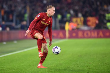 AS Roma takımından Rick Karsdorp, AS Roma ile SS Lazio arasında 6 Kasım 2022 'de İtalya' nın başkenti Roma 'da oynanan karşılaşmada görülüyor. - Fotoğraf: Gennaro Masi / LiveMedi