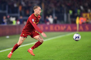 AS Roma takımından Rick Karsdorp, AS Roma ile SS Lazio arasında 6 Kasım 2022 'de İtalya' nın başkenti Roma 'da oynanan karşılaşmada görülüyor. - Fotoğraf: Gennaro Masi / LiveMedi