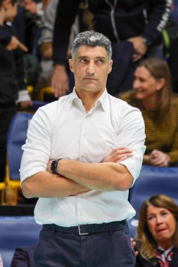 Andrea Giani (Valsa Group Modena) voleybol İtalya Serie A Erkekler Süper Ligi Şampiyonası sırasında Leo Shoes Modena, Modena 'daki PalaPanini' de Top Volley Cisterna 'ya karşı.