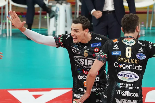 Giannelli simone (n.6 sir Security susa perugia) İtalyan Serie A Men SuperLeague Şampiyonası sırasında Sir Safety Susa Perugia ile Allianz Milano arasında Perugia, İtalya 'da Pala Barton' da, Kasım 06, 2022 - Loris Cerquiglin