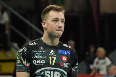 Voleybol İtalya Serie A Erkekler Süper Ligi Şampiyonası sırasında İtalya 'nın Perugia kentinde Pala Barton' da Safety Susa Perugia 'ya karşı Allianz Milano maçı sırasında 17 numaralı emniyet susa perugia (n.17) - Loris Cerquiglin