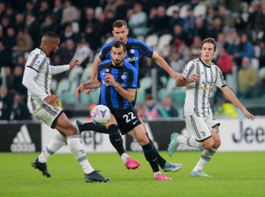 Fc Inter takımından Henrikh Mkhitaryan İtalya Serie A, Juventus Fc ve Inter Fc arasında 06 Kasım 2022 tarihinde İtalya 'nın Allianz Stadyumu, Torino şehrinde oynanan futbol karşılaşmasında Nderim Kaceli / LiveMedi