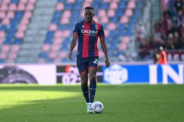 Jhon Lucumi (Bologna FC) İtalya futbol takımı Serie A maçında Bologna FC Torino FC 'ye karşı Bologna, İtalya' da Renato Dall 'Ara stadyumunda, Kasım 06, 2022 - Fotoğraf: Gianluca Ricc