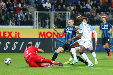 Atalanta 'dan Juan Musso Napoli' li Victor Osimhen İtalya 'nın Bergamo kentindeki Gewiss Stadyumu' nda Atalanta BC ile SSC Napoli maçında, 5 Kasım 2022 - Fotoğraf: AGN Fot