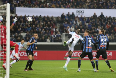 SSC Napoli 'den Victor Osimhen İtalya Serie A, Atalanta Bc ve Ssc Napoli arasında 2005 Kasım 2022' de oynanan futbol maçında gol attı, Gewiss Stadyumu, Bergamo, İtalya Fotoğraf Nderim Kaceli - Fotoğraf: Nderim Kaceli / LiveMedi