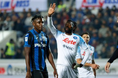 Napoli 'den Andre Frank Anguissa İtalya' nın Bergamo kentindeki Gewiss Stadyumu 'nda Atalanta BC ile SSC Napoli maçında, 5 Kasım 2022