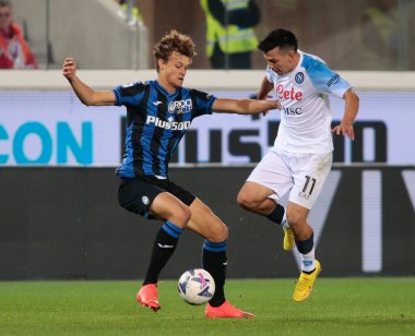 İtalyan Serie A sırasında SSC Napoli 'den Hirving Lozano, Atalanta Bc ve Ssc Napoli arasında 2005 Kasım 2022' de, Gewiss Stadyumu, Bergamo, İtalya Fotoğrafı Nderim Kaceli - Fotoğraf: Nderim Kaceli / LiveMedi