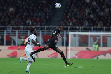 AC Milan 'dan Fikayo Tomori, Giuseppe Meazza Stadyumu' nda AC Milan ile Spezia Calcio arasında oynanan 2022 / 23 futbol karşılaşmasında, 5 Kasım 2022 - Fotoğraf: Fabrizio Carabelli / LiveMedi