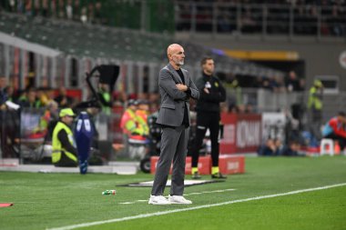İtalya 'nın Milano şehrindeki Giuseppe Meazza _ San Siro Stadyumu' nda oynanan AC Milan ve AC Spezia serie A maçlarında Ac Milan takımının koçu Stefano Pioli. Fotoğraf: Tiziano Ballabio - Fotoğraf: Tiziano Ballabi