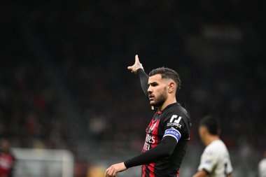Ac Milan 'dan Theo Hernandez, İtalya' nın Milano şehrindeki Giuseppe Meazza _ San Siro Stadyumu 'nda oynanan AC Milan ve AC Spezia serie A maçlarında oynamıştır. Fotoğraf: Tiziano Ballabio - Fotoğraf: Tiziano Ballabio / Liv