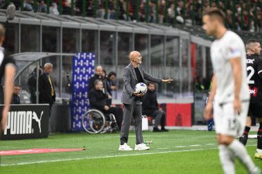 Ac Milan takımının teknik direktörü Stefano Piopli, İtalya 'nın Milano şehrindeki Giuseppe Meazza _ San Siro Stadyumu' nda oynanan AC Milan ve AC Spezia serie A maçlarında oynamıştır. Fotoğraf: Tiziano Ballabio - Fotoğraf: Tiziano Ballab