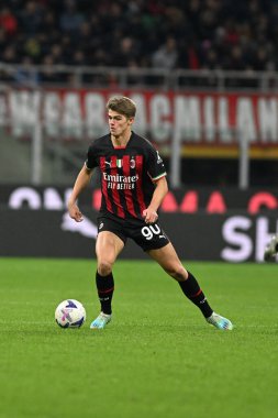 Ac Milan takımından Charles De Ketelaere, İtalya 'nın Milano şehrindeki Giuseppe Meazza _ San Siro Stadyumu' nda oynanan AC Milan ve AC Spezia serie A maçlarında oynamıştır. Fotoğraf: Tiziano Ballabio - Fotoğraf: Tiziano Ballab
