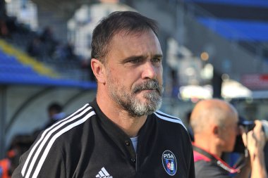 Pisa Luca D 'Angelo' nun İtalya futbol takımı Serie B maçındaki baş antrenörü AC Pisa, Cosenza Calcio 'ya karşı Pisa, İtalya' daki Arena Garibaldi 'de, 5 Kasım 2022 - Fotoğraf: Gabriele Masott