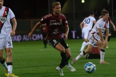 Gori Gabriele Reggina, İtalya 'nın Reggio Calabria şehrindeki Oreste Granillo Stadyumu' nda 1914-1914 yılları arasında oynanan İtalyan Serie B karşılaşmasında çekildi.