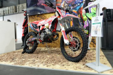 EICMA Haberleri sırasında EICMA 'da Cross Gasgas motosikleti ifşa edildi - 2022 Uluslararası bisiklet ve motosiklet sergisi Milano, İtalya' da Fiera Milano 'da, 08 Kasım 2022 - Kredi: Roberto Tommasin