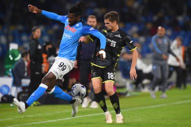 SSC Napoli 'den Andre' Anguissa ve Empoli Futbol Kulübü 'nden R' van Marin, Serie A maçında Diego Armando Maradona Stadyumu 'nda SSC Napoli v Empoli Futbol Kulübü - Fotoğraf: Agostino Gemito / LiveMedi