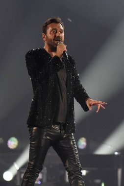 Cremonini Live 2022 İtalyan şarkıcı Music Concert CESARE CREMONINI BOIPOL ARENA 'da, İtalya, 08 Kasım 2022 - Fotoğraf: Gianluca Ricc