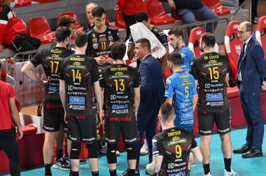 Cucine Lube Civitanova takımının CEV Şampiyonlar Ligi voleybol maçı sırasında Cucine Lube Civitanova, Sport Lisboa e Benfica 'ya karşı Civitanova Marche, İtalya' da düzenlenen Eurosuole Forum 'da, 9 Kasım 2022