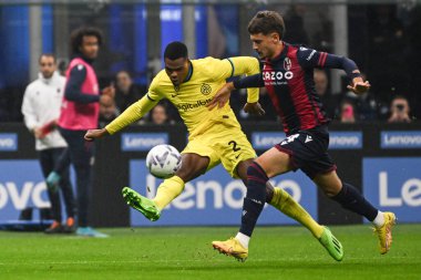 16 Ekim 2022 'de İtalya' nın Milano kentindeki Giuseppe Meazza San Siro Stadyumu 'nda Inter FC Internazionale ve Bologna Fc arasında oynanan İtalya Serie A tootball maçında kazandığı zaferi kutlayan Inter Fc takımı. Fotoğraf: Tiziano Ballabiop - Fotoğraf: Tiziano B