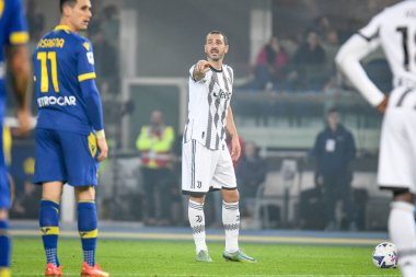 Juventus 'tan Leonardo Bonucci, İtalya' nın Verona kentindeki Marcantonio Bentegodi Stadyumu 'nda oynanan Hellas Verona FC ile Juventus FC maçında tepki gösterdi.