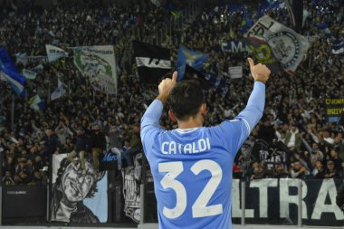S.S. LAZIO 'dan Danilo Cataldi, Serie A Şampiyonası' nın 14. gününde S.S. Lazio ile A.C. Monza arasında 10 Kasım 2022 'de İtalya' nın başkenti Roma 'daki Stadio Olimpico' da oynandı. - Fotoğraf: Domenico Cippitelli / LiveMedi