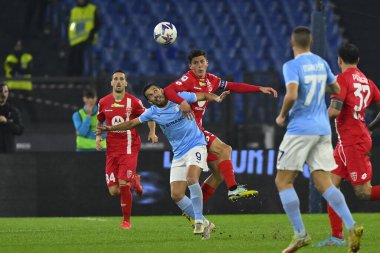 S.S. LAZIO 'dan Pedro ve A.C. Monza' dan Matteo Pessina, Serie A Şampiyonası 'nın 14. gününde S.S. Lazio, A.C. Monza' ya karşı 10 Kasım 2022 'de İtalya' daki Stadio Olimpico 'da mücadele etti. - Fotoğraf: Domenico Cippitelli / LiveMedi