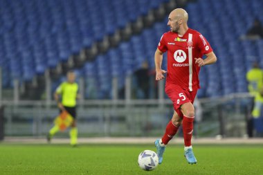 A.C. Monza takımından Luca Caldirola, 10 Kasım 2022 tarihinde İtalya 'nın başkenti Roma' da düzenlenen Stadio Olimpico 'da S.S. Lazio ile A.C. Monza arasındaki 14. - Fotoğraf: Domenico Cippitelli / LiveMedi