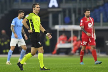 Hakem Alberto Santoro, 10 Kasım 2022 tarihinde İtalya 'nın başkenti Roma' da düzenlenen Stadio Olimpico 'da S.S. Lazio ile A.C. Monza arasındaki 14. - Fotoğraf: Domenico Cippitelli / LiveMedi