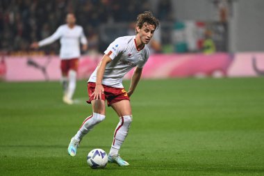 Edoardo Bove (Roma Olarak) İtalyan futbolu Serie A maçında İtalya 'nın Reggio Emilia kentindeki MAPEI Stadyumu' nda ABD Sassuolo vs AS Roma maçında, 9 Kasım 2022 - Fotoğraf: Gianluca Ricç