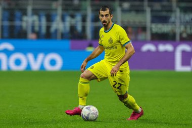 FC Internazionale takımından Henrikh Mkhitaryan, Giuseppe Meazza Stadyumu 'ndaki FC Internazionale ile Bologna FC arasında oynanan 2022 / 23 futbol karşılaşmasında görev başındayken, 9 Kasım 2022 - Fotoğraf: Fabrizio Carabelli / LiveMedi