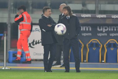 Juventus Spor Direktörü Federico Cherubini ve Başkan Yardımcısı Pavel İtalya 'nın Serie A karşılaşmasında Hellas Verona FC ile Juventus FC' ye karşı Verona, İtalya 'daki Marcantonio Bentegodi stadyumunda karşı karşıya geldiler.