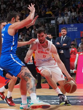 2023 FIBA Uluslararası Basketbol Takımları sırasında Dario Brizuela Arrieta (İspanya)? Dünya Kupası elemeleri - İtalya, Pesaro, İtalya 'da Vitifrigo Arena' da İspanya 'ya karşı, 11 Kasım 2022 - Fotoğraf: Savino Paolell