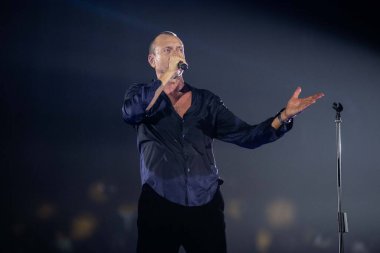 Biagio Antonacci İtalyan şarkıcı Biagio Antonacci - Palasele 'de Palco Centrale Tour (SA), İtalya, 11 Kasım 2022 - Fotoğraf: Alfonso Maria Salsan