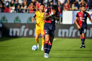 Cagliari Calcio takımından Gianluca Lapadula, İtalya 'nın Cagliari şehrinde oynanan İtalya futbol serisi B maçında Cagliari Calcio ile AC Pisa maçında, 12 Kasım 2022 - Fotoğraf: Luigi Can