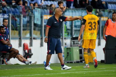 Cagliari Calcio 'dan Fabio Liverani Beyefendi İtalya' nın Cagliari kentinde oynanan Cagliari Calcio-AC Pisa maçı sırasında 12 Kasım 2022 - Fotoğraf: Luigi Can