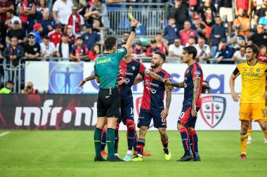 Cagliari Calcio takımından Nahitan Nandez İtalya 'nın başkenti Cagliari' de oynanan maçta Cagliari Calcio 'ya karşı AC Pisa maçında, 12 Kasım 2022 - Fotoğraf: Luigi Can
