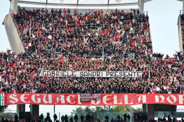 SSC Bari Destekçileri İtalya 'nın Bari şehrindeki San Nicola stadyumunda oynanan SSC Bari-FC Sudtirol maçında 12 Kasım 2022 - Fotoğraf: Emmanuele Mastrodonat